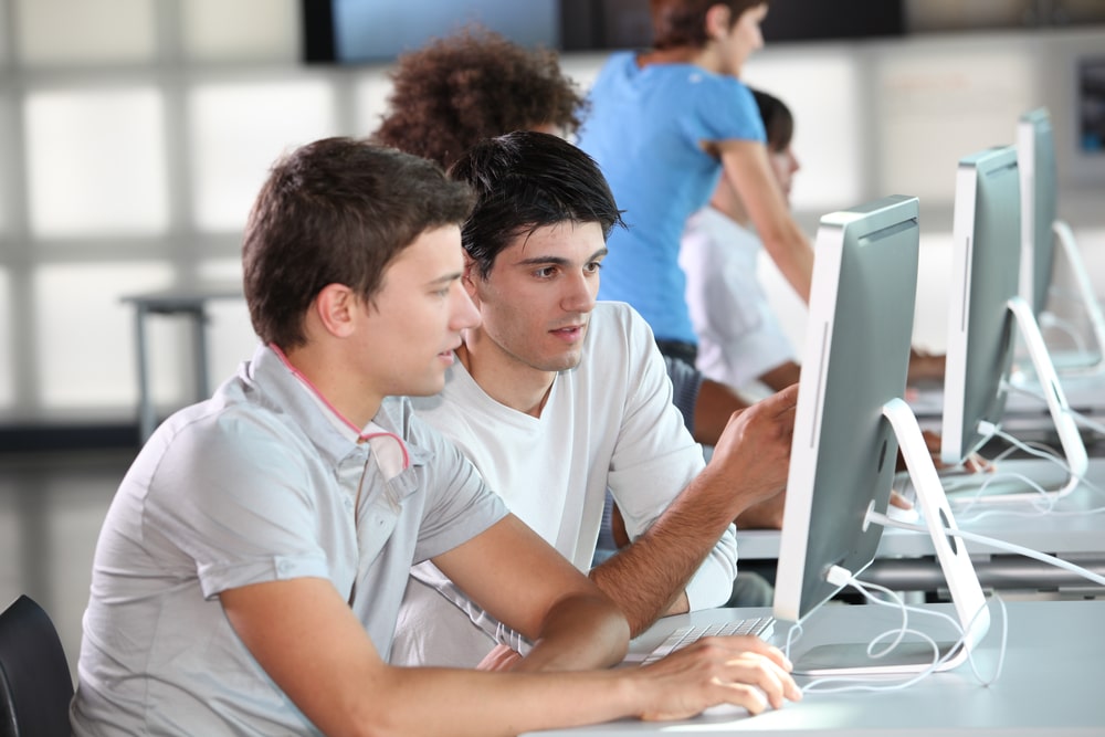 etudiants informatique